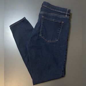 LOFT Outlet Modern Skinny Ankle Jeans size 8 dark wash, worn twice
